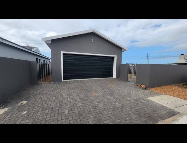 3 BEDROOM HOUSE FOR SALE IN FOUNTAINS ESTATE